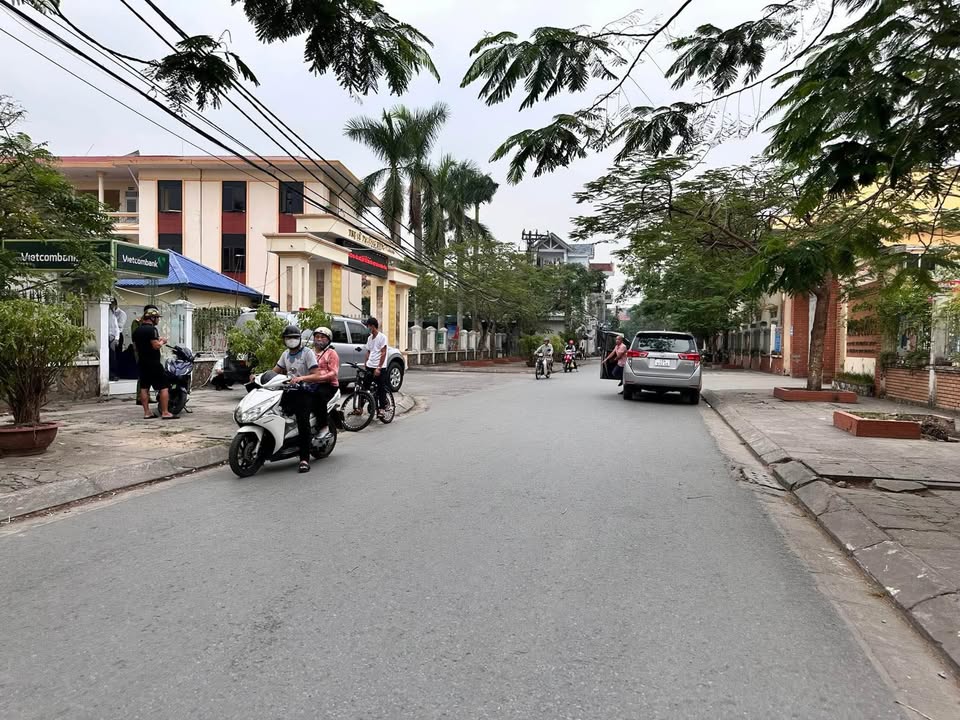 Đất nền 100m² Hùng Vương, Hải Phòng - Mặt đường 41m, Sổ đỏ chính chủ, Giá 5.1 tỷ