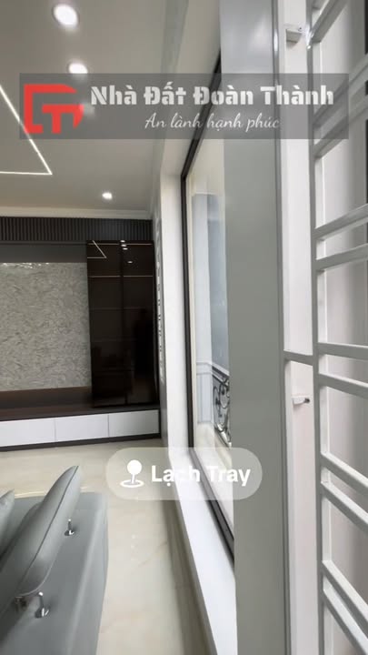 Nhà phố Văn Cao Ngô Quyền 61m² - 7.59 tỷ - Ô tô vào tận nhà!