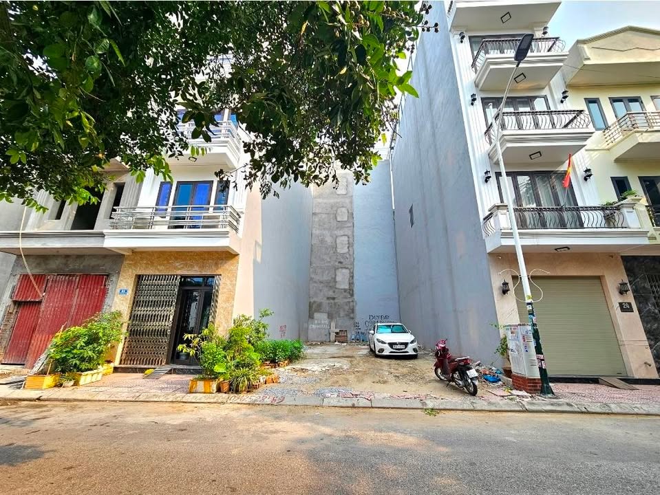 Bán Đất TĐC Thế Lữ 64.4m² - Hồng Bàng, HP - Giá 8.1 Tỷ - View Vườn Hoa