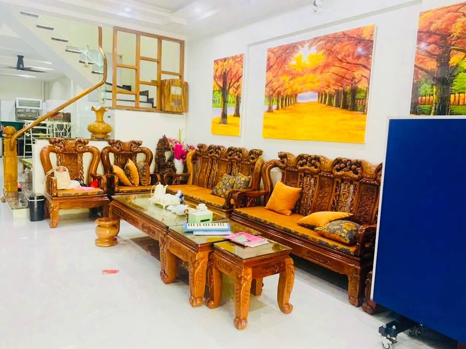 Nhà phố 3 tầng Đường Chinh Lý Tự Trọng, Hà Giang 110m² - Vị trí đắc địa!