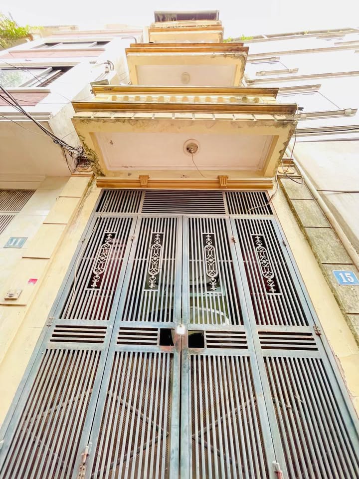 Nhà riêng Định Công Thượng 32m² giá 7.9 tỷ - Sẵn sàng ở ngay!