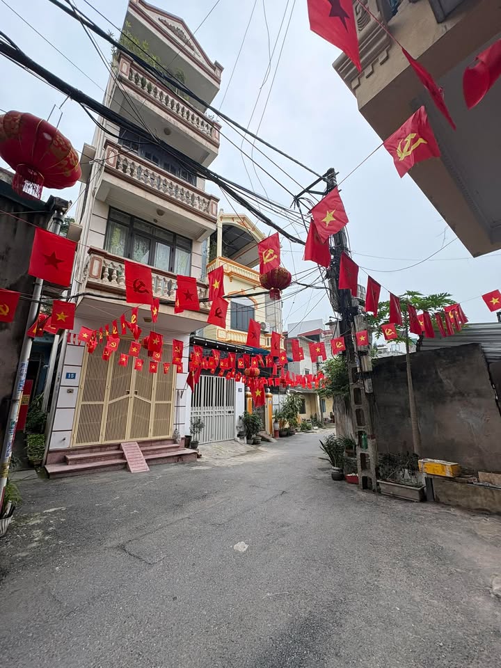 Bán nhà C4 Ngọc Hồi, Thanh Trì 50m² - Sổ đỏ đóng thuế đầy đủ