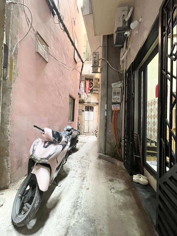 Bán nhà Đống Đa 22m² giá 5 tỷ - Sẵn sàng ở ngay!