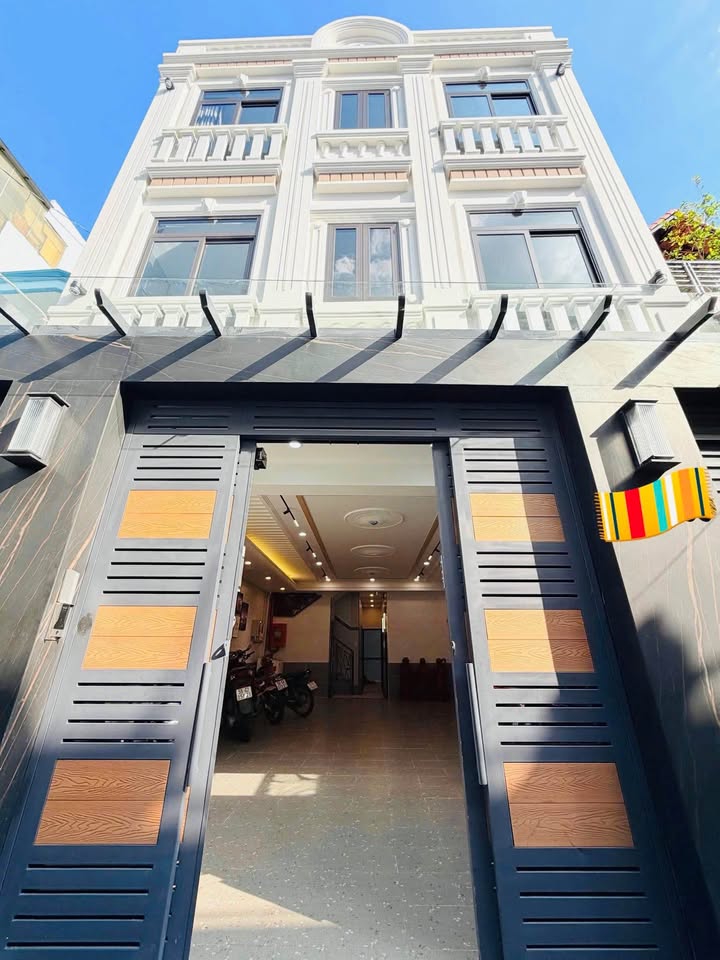 CHDV Phường 25 Bình Thạnh 125m² - Dòng tiền 2 tỷ/năm - Vị trí đắc địa