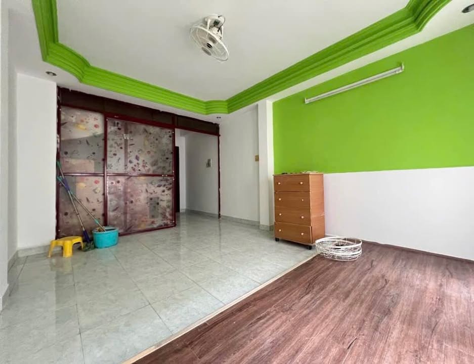 Bán nhà Cao Thắng Phú Nhuận 40m² giá 6.9 tỷ - Nở hậu ở ngay!