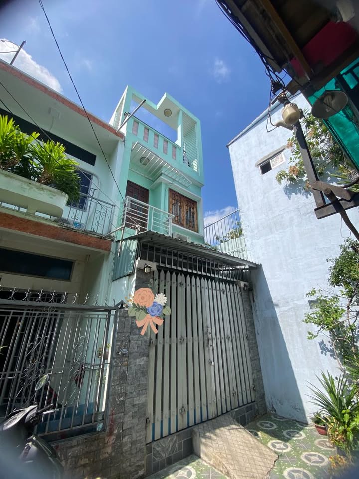 Nhà Phường 10 Gò Vấp 49m² 5.5 Tỷ - Sổ Hồng Riêng