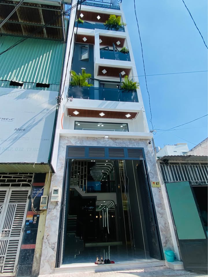 Nhà Mặt Tiền 71.4m² Quận 12 - 5 Tầng Có Thang Máy, Kinh Doanh Đỉnh Cao