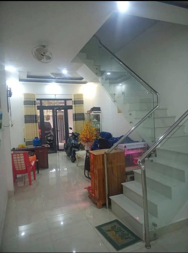 Nhà Phố Võ Văn Kiệt Sóc Trăng 84m² - Mặt tiền kinh doanh hiệu quả!