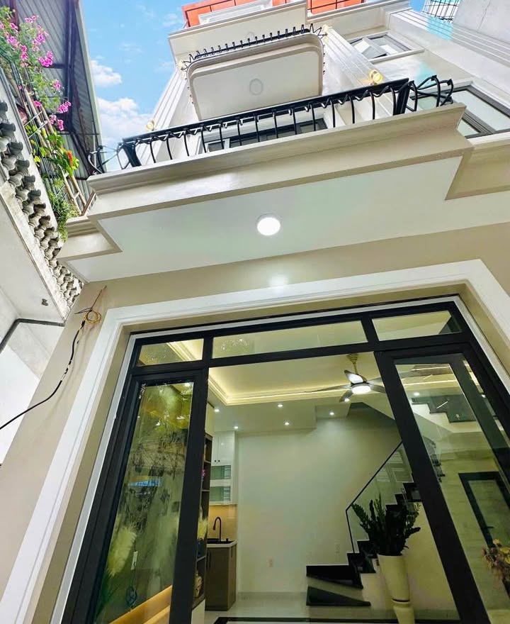 Nhà riêng Phố Đình Đông 56m² giá 4.05 tỷ - Sẵn sàng ở ngay!