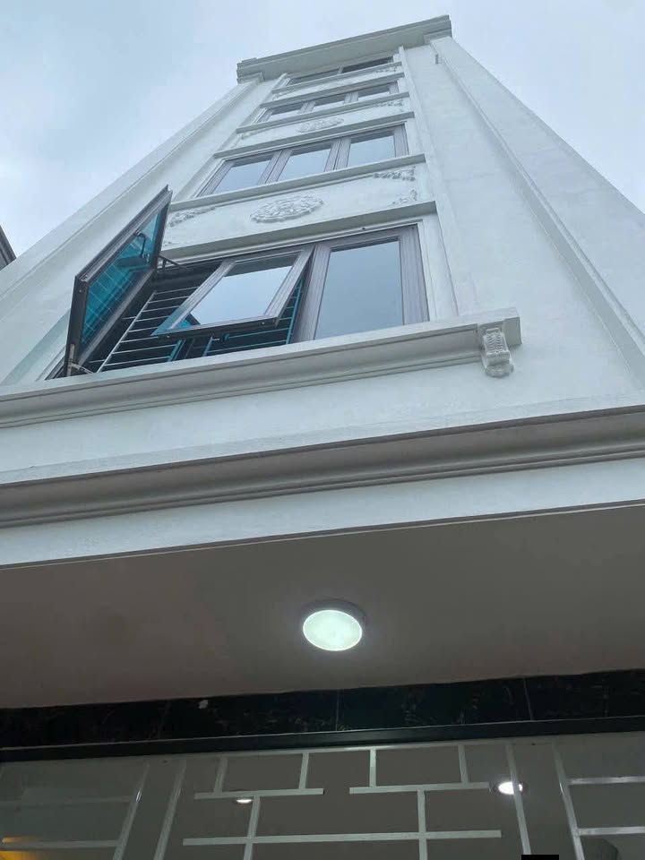 Nhà phố Tả Thanh Oai, Thanh Trì 5 tầng giá 8 triệu - Thích hợp KD