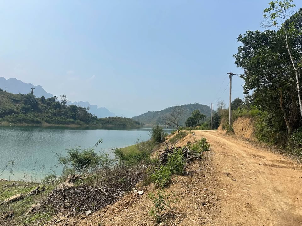 Đất nền Thung Nai 2200m² view hồ, tiềm năng tăng giá!