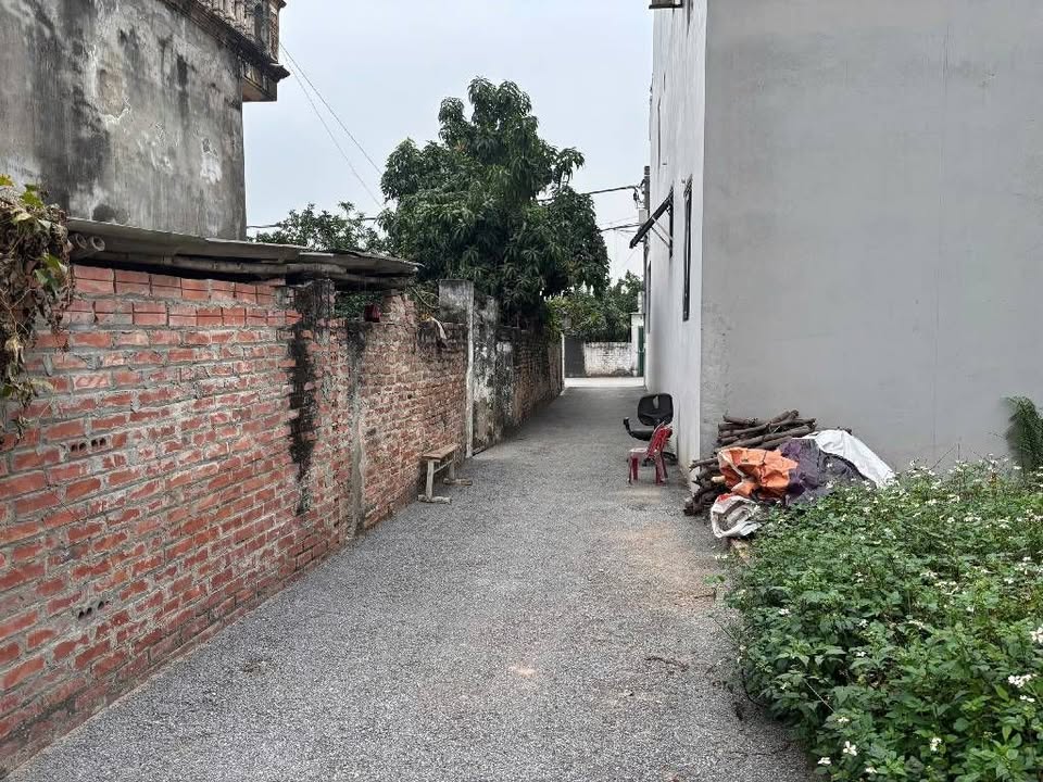 Đất nền Thượng Mỗ 81m² chỉ 4.3 tỷ - Sổ đỏ chính chủ!