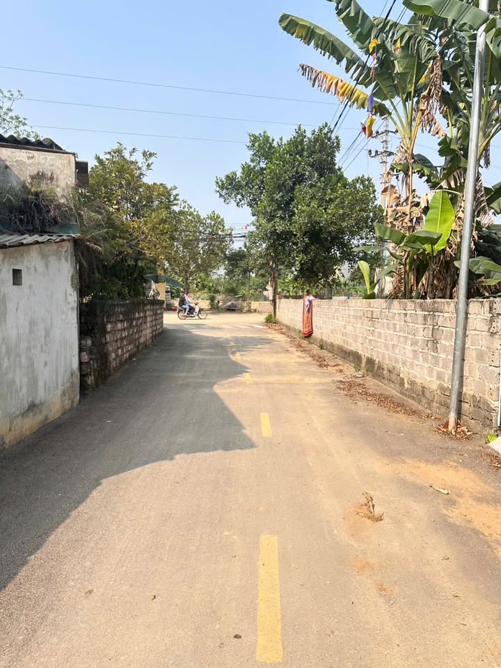 Đất thổ cư Xuân Mai 108m² - Sổ đỏ chính chủ, giá đầu tư chỉ 2.x tỷ