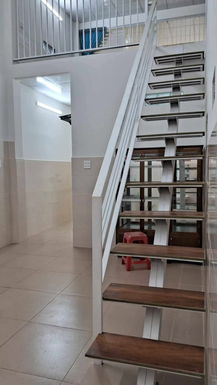 Nhà Mặt Tiền Nguyễn Thị Minh Khai, Bảo Lâm - 100m², Sổ Đỏ, 3.2 Tỷ