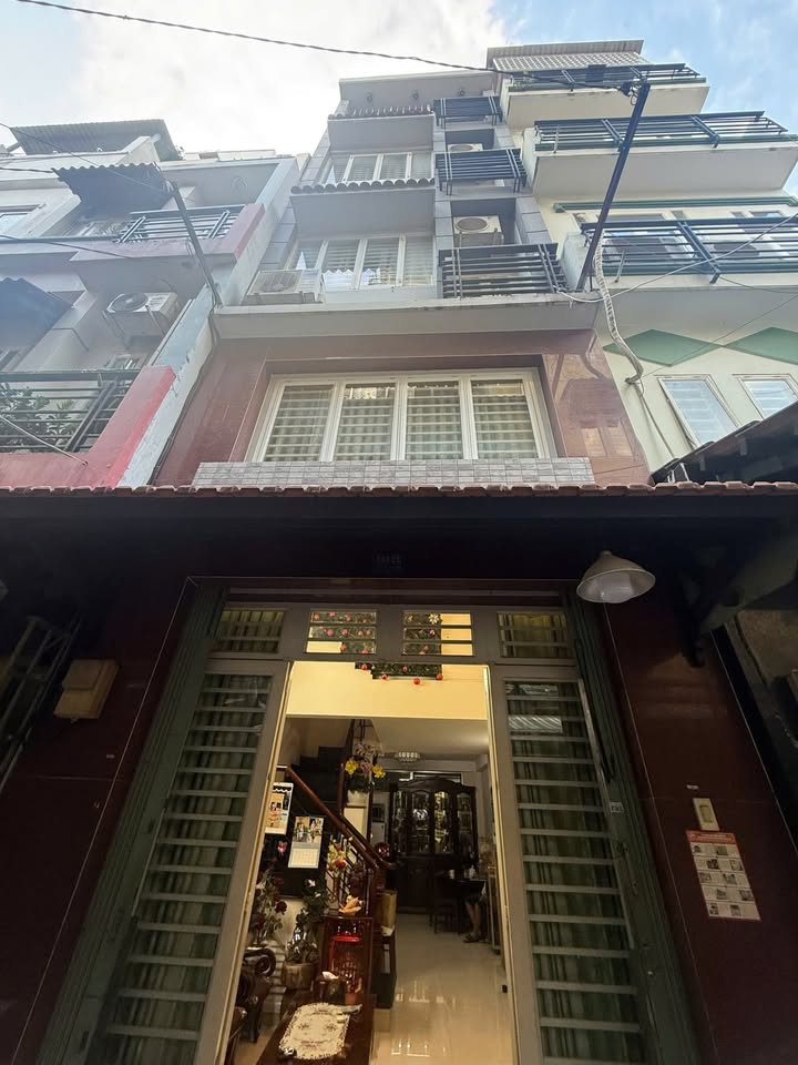 Nhà 5 Tầng Tô Hiến Thành Quận 10 - 36m² - 12.9 Tỷ