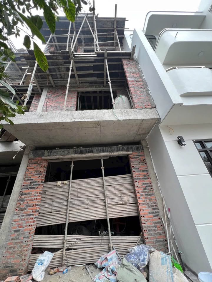 Nhà riêng Hạ Long 50m² - Vị trí đẹp, hướng biển Đông Nam!