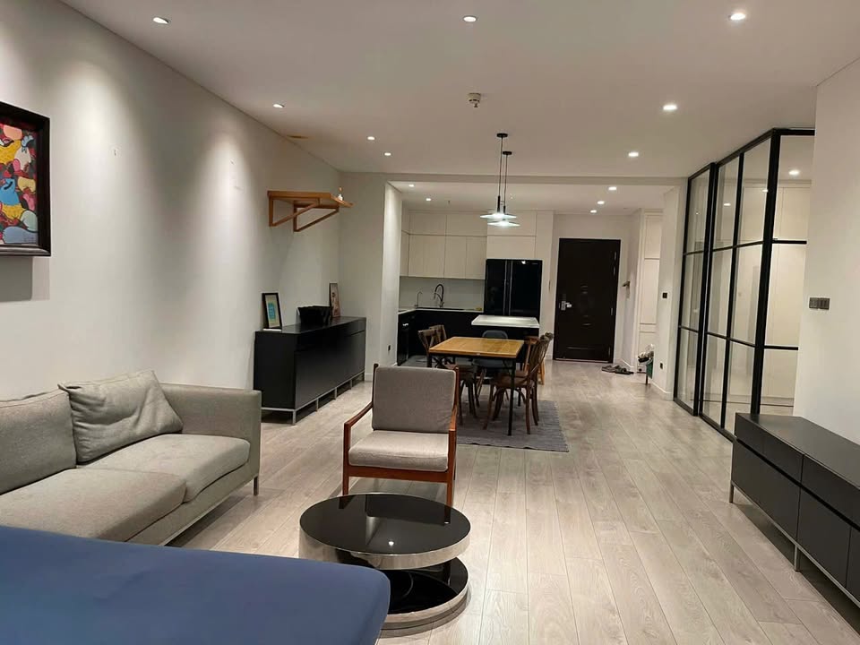 Cho thuê Căn hộ Royal City 130m² - 3PN Đầy đủ Nội thất - 30 Triệu/tháng