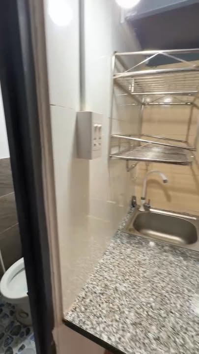 Phòng Trọ Ban Công Thoáng Mát - 588 Tân Kỳ Tân Quý, Bình Tân - 3.3 Triệu