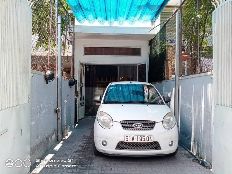 Nhà mặt tiền Hoàng Hoa Thám Phú Nhuận 94m² giá 17tr - Vị trí đắc địa