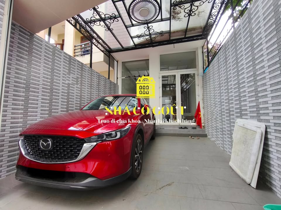 Cho thuê nhà Thảo Điền, Thủ Đức - 180m², 3PN, 4WC - Giá 45 triệu/tháng