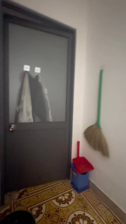 Nhà mặt tiền Hoàng Hoa Thám, Tân Bình 50 triệu - Mặt tiền kinh doanh sầm uất!