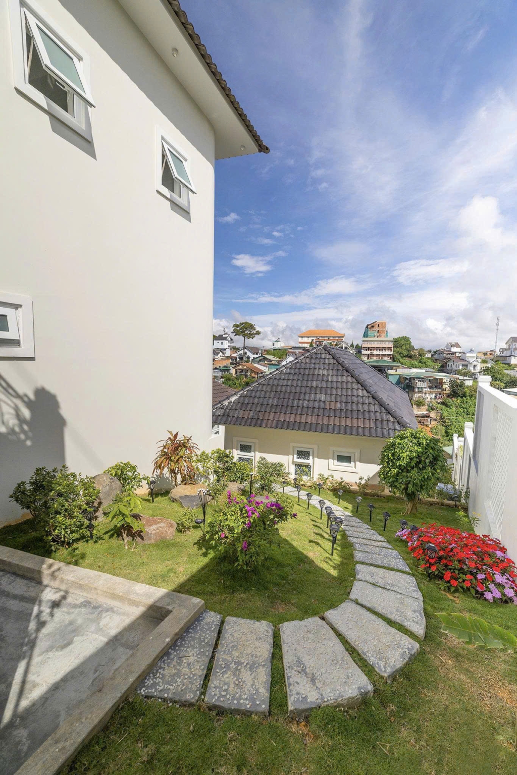 Cho thuê Villa Sân Vườn Đà Lạt 600m² - Kinh doanh hoặc Nghỉ dưỡng đỉnh cao