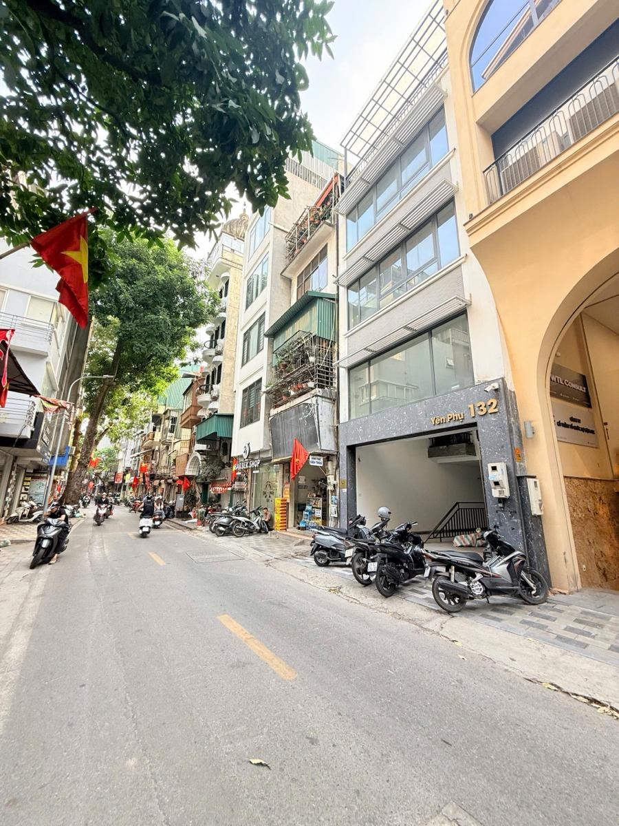 Nhà Mặt Phố Yên Phụ, Tây Hồ - 85m² Kinh Doanh 2 Hầm, 45 Tỷ