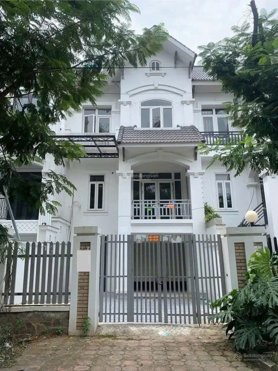 Nhà phố Geleximco Hoài Đức 120m² - Mặt tiền kinh doanh đắc địa!