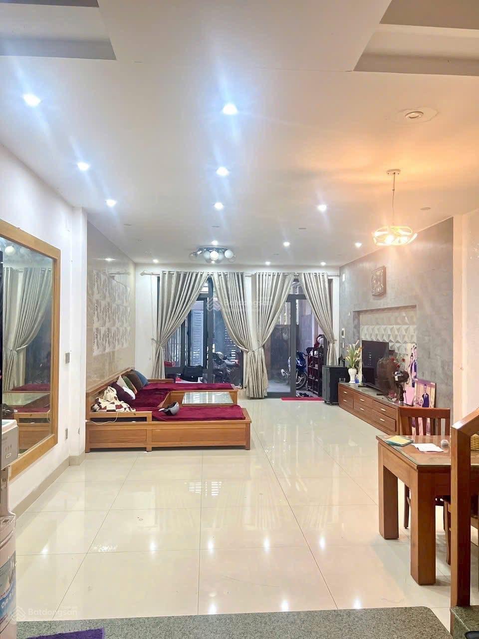 Nhà Mặt Tiền Nguyễn Xí Đà Nẵng 125m² - Kinh Doanh Sầm Uất, Gần Biển