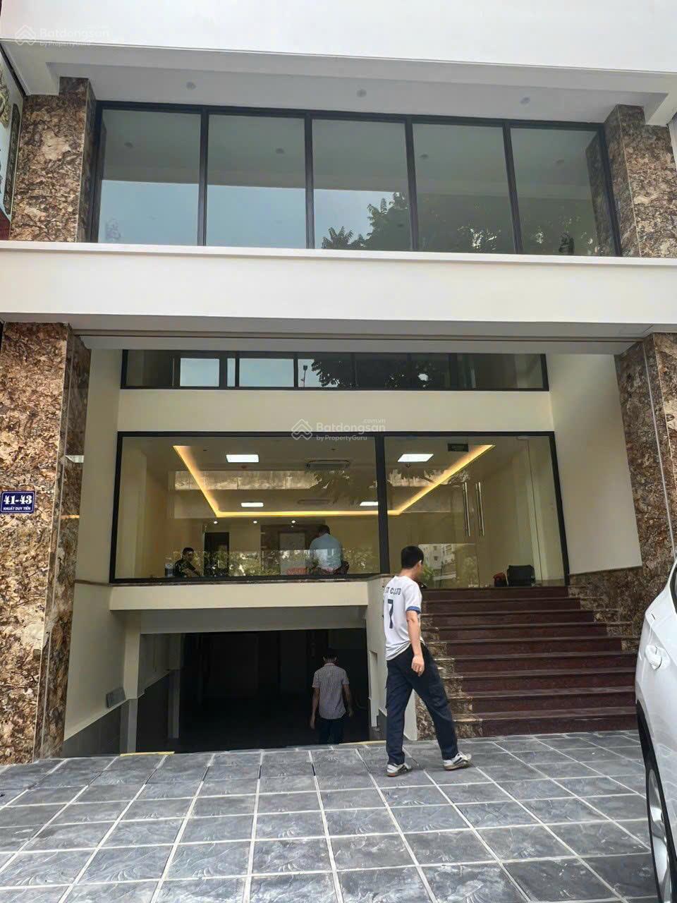 Mặt bằng KD Khuất Duy Tiến 100m² - Mặt tiền kinh doanh đắc địa!