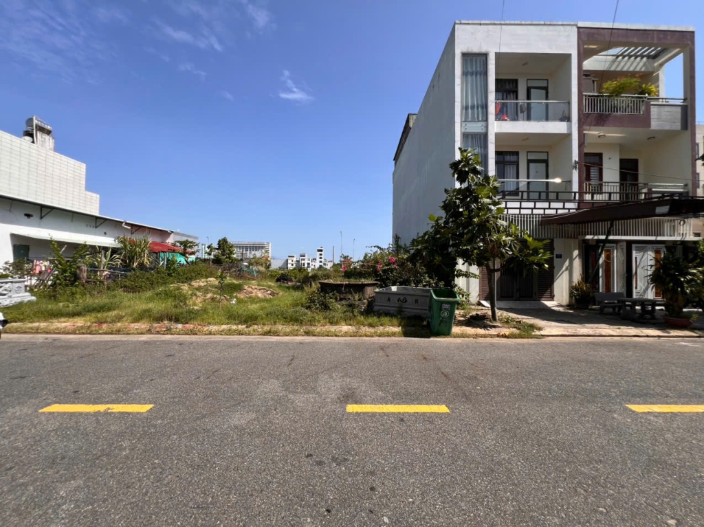Đất nền Lê Văn Tâm, Sơn Thủy, Đà Nẵng 180m² - Tiềm năng tăng giá!