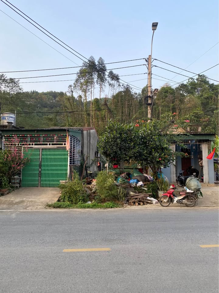 Đất nền Quốc lộ 4E Lào Cai 135m² - Sổ đỏ chính chủ!