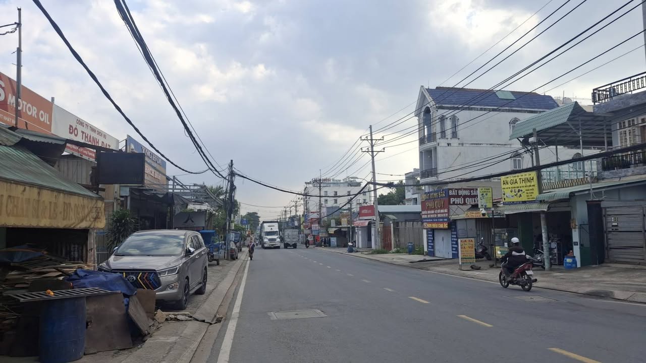 Nhà Phố Thủ Đức 158m² - Lô Góc 2 Mặt Tiền Kinh Doanh Vô Đối!