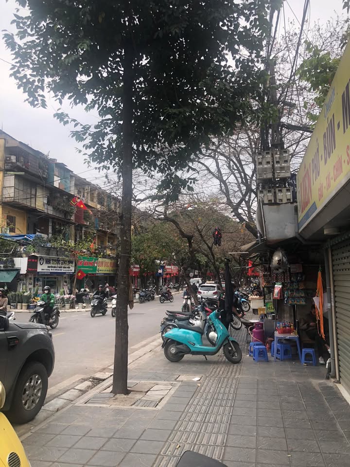 Bán Căn Tập Thể Góc 60m² Phố Quỳnh Mai, Hai Bà Trưng - Sổ Hồng Chính Chủ