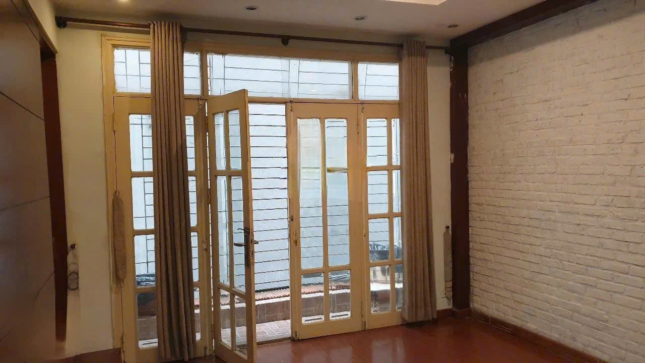 Nhà riêng Hoàng Công Chất 60m² - Sẵn sàng ở ngay!