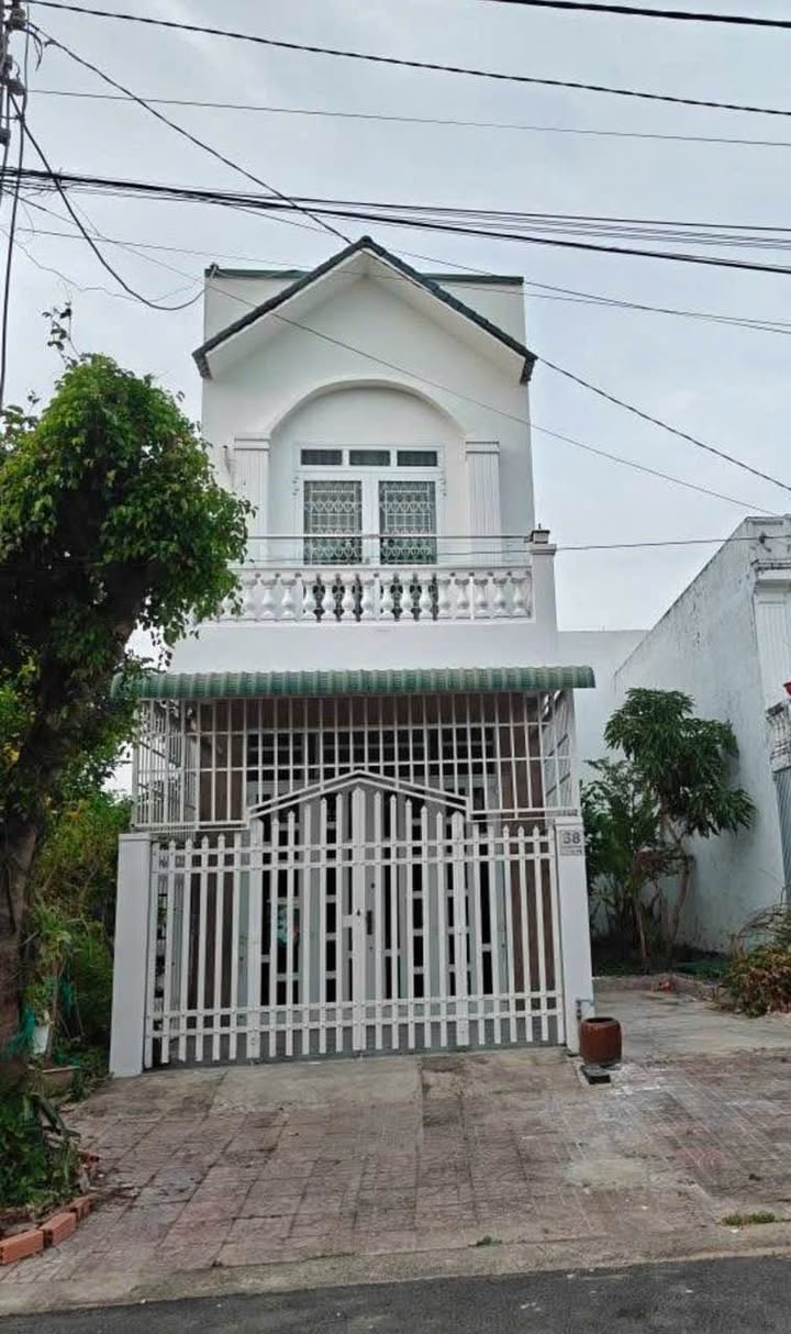 Nhà 1 Trệt 1 Lầu Khu Dân Cư Licogi Cà Mau - 66m² Hướng Nam Giá 1.x Tỷ