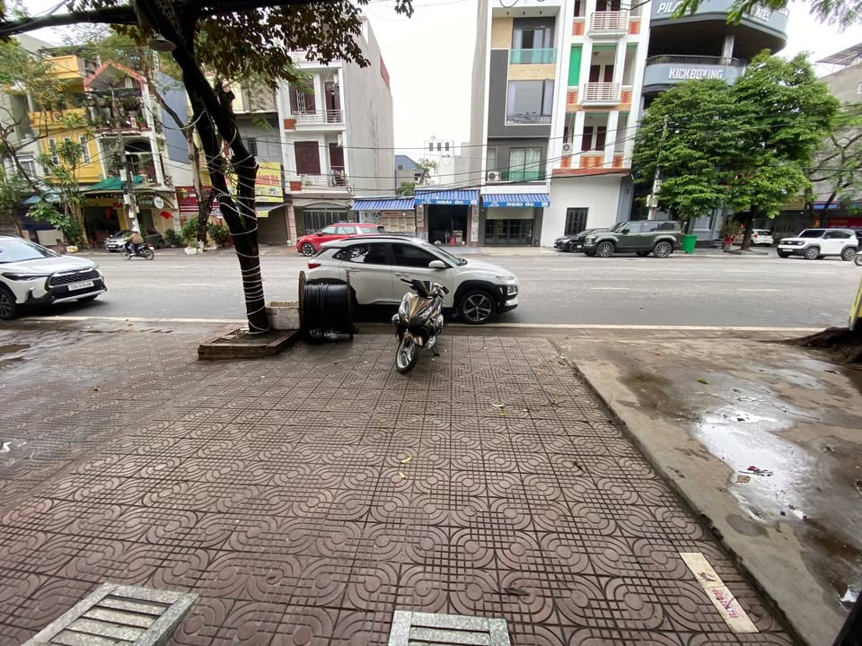 Nhà 4 Tầng Mặt Tiền 169 Quán Nam, Hải Phòng - Kinh Doanh/Văn Phòng/Ở Gia Đình