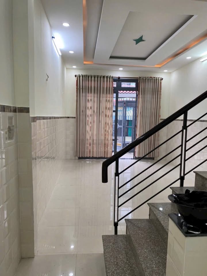 Nhà 1 Trệt 2 Lầu Hẻm 8m Lê Văn Quới, Bình Tân - 6.7 Tỷ