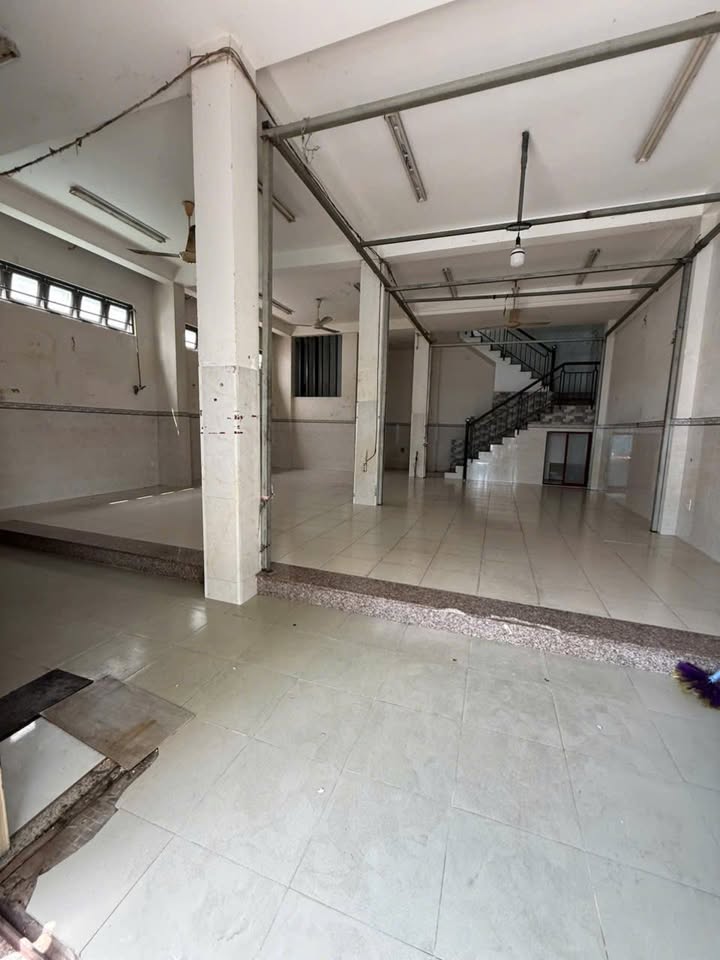 Cho thuê nhà trệt 2 lầu Đường số 4, Bình Tân - 96m², 14 triệu/tháng