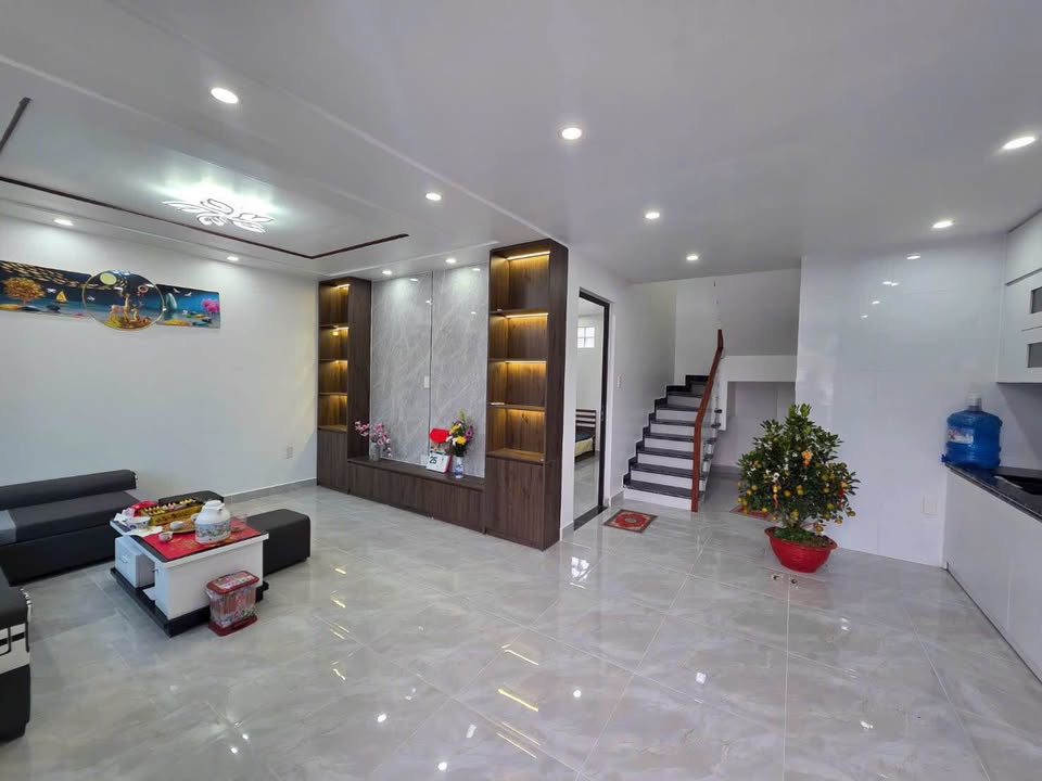 Nhà 2 tầng Đặng Cương, An Dương 52m² giá 1.7 tỷ – Ô tô vào tận nhà!