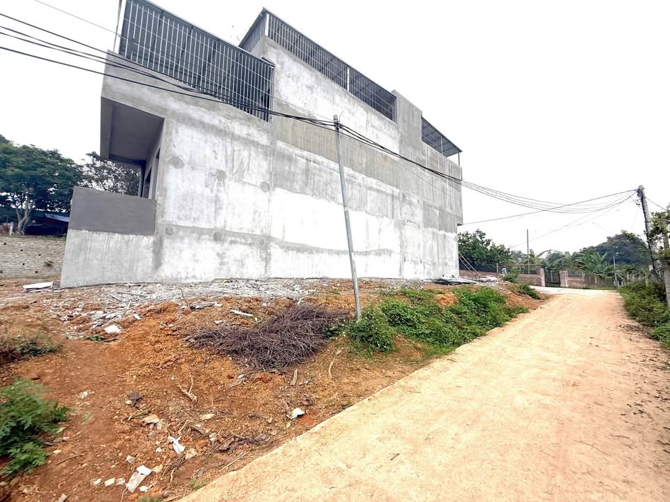 Đất nền Lưỡng Vượng, Tuyên Quang 110m² - Sổ đỏ chính chủ, công chứng ngay!