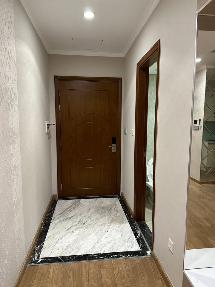 Cho thuê căn góc 2PN Times City 79m² full nội thất - Giá 16 triệu