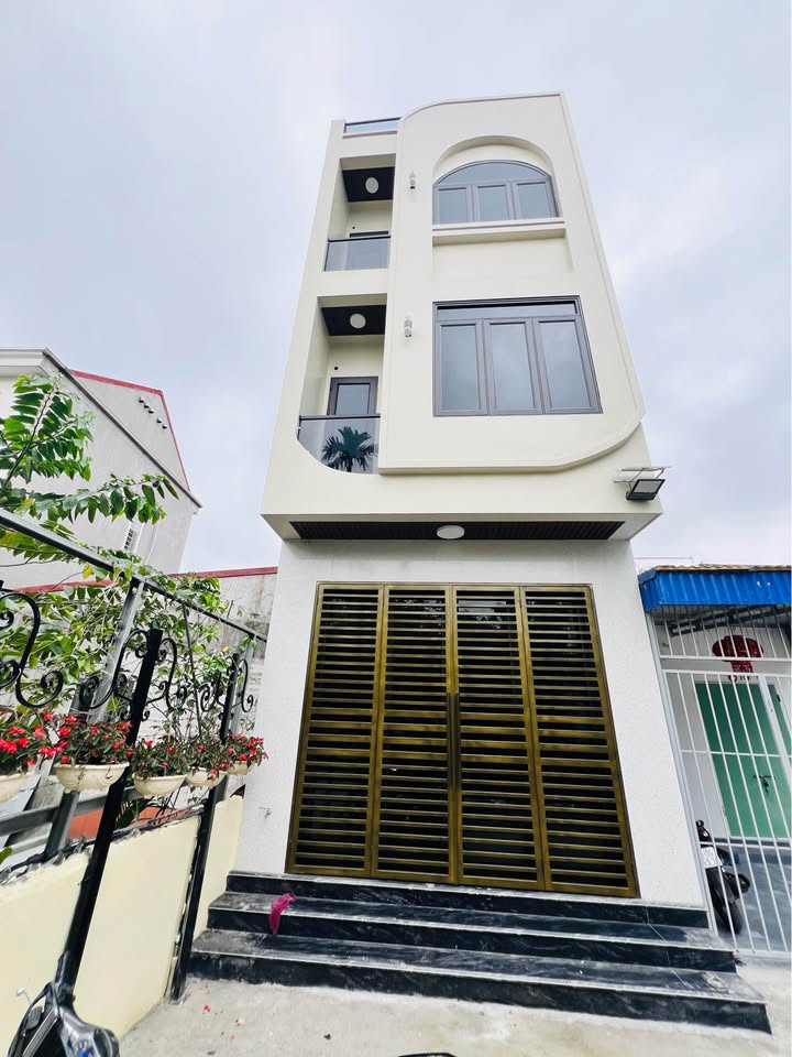 Nhà 3 tầng Hùng Vương 50m² 3 tỷ - Ô tô vào tận nhà