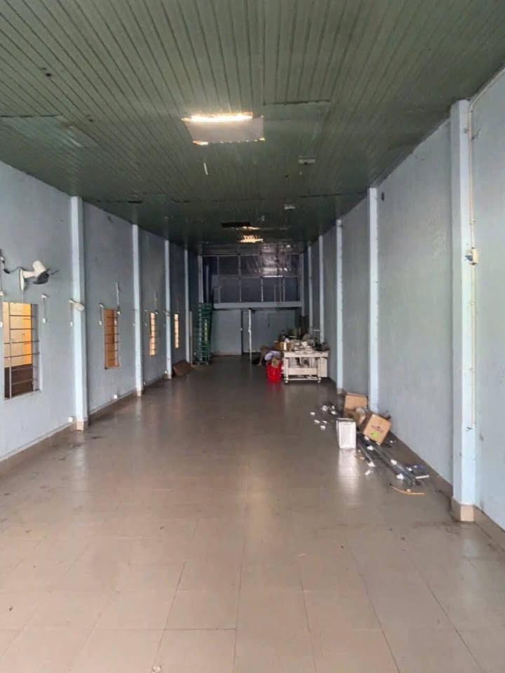 Nhà Xưởng Mặt Tiền Nguyễn Thị Búp, Q12 - 208m² Sẵn Sàng Sản Xuất