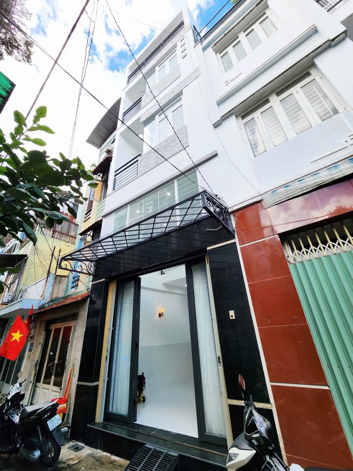 Nhà Trần Văn Ơn Tân Phú 42m² 5 Tầng - Sẵn Sàng Dọn Vào Ở Ngay