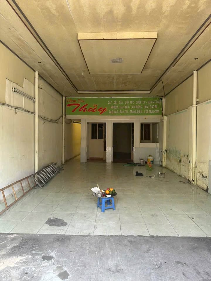 Kho 135m² Hẻm Pha Huy Ích Gò Vấp - Hẻm xe tải thông, giá 12 triệu!