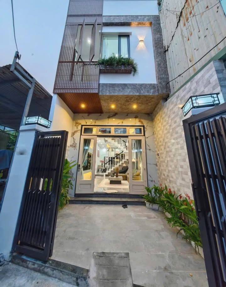 Nhà riêng Thái Thị Bôi 130m² - Full nội thất, sẵn sàng vào ở!