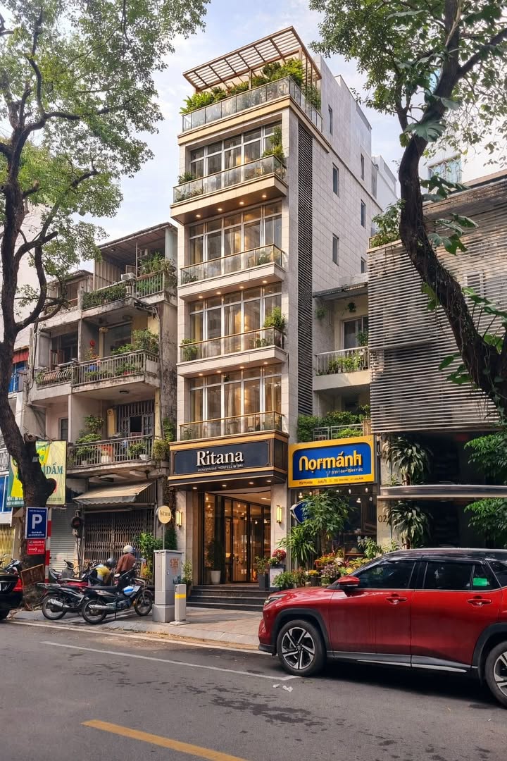 Nhà mặt phố Trần Xuân Soạn 110m2 75 tỷ - Ô tô vào tận nhà