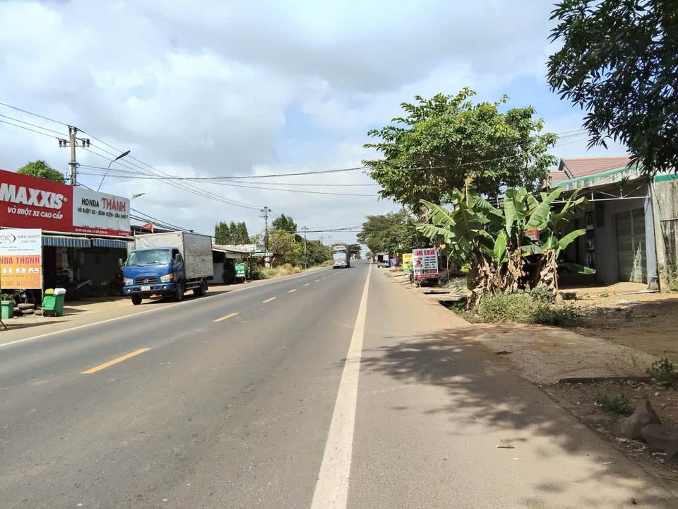 Kho Xưởng Mặt Tiền Tỉnh Lộ 1, Buôn Đôn 528m² - Giá 3 Tỷ