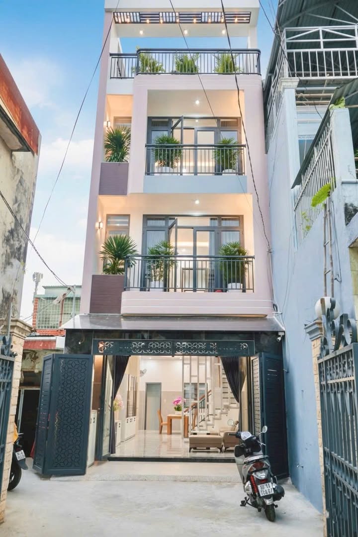 Nhà 4PN P.11 Gò Vấp, 70m², Hẻm 1 Thống Nhất - Giá 8.25 Tỷ